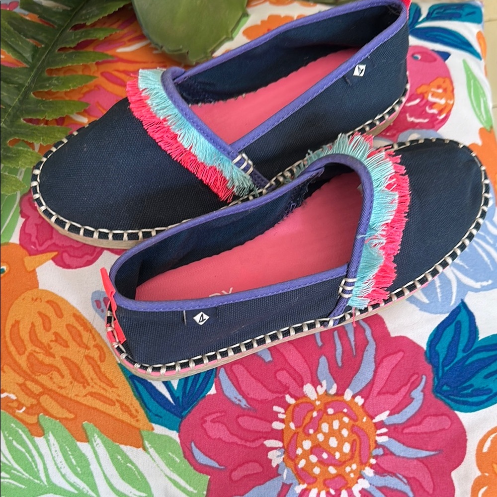 🌺🦩Sperry Blue and Pink Espadrille Flats with Tassel Fringe•Size 13.5(girl)🦩🌺 - Picture 2 of 16